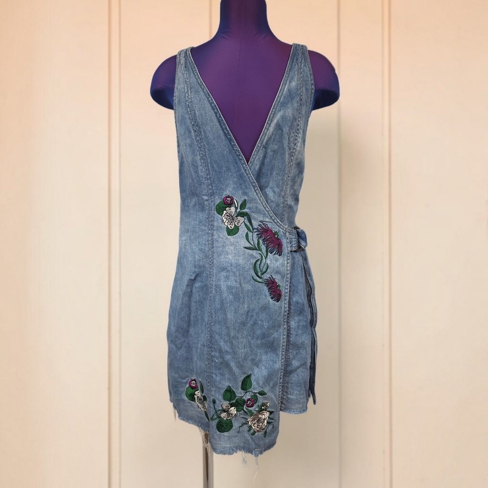 H&M Loves Coachella Denim Wrap Mini Dress Floral Embroidered Blue Size 14